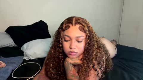 SheSquirts online show from 05/20/26, 04:24