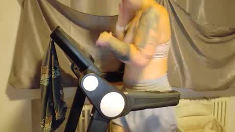 Wetgerman online show from 10/24/25, 06:10