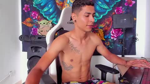 Snapshot of wexx_ chatting on 12/11/24, 06:52 wex online show from 12/11/24, 06:52