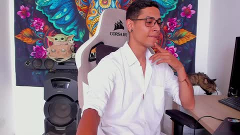 Snapshot of wexx_ chatting on 01/28/25, 03:46 wex online show from 01/28/25, 03:46