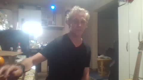 wg_colbert_noir online show from 09/25/25, 07:39