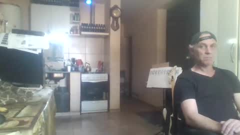 wg_colbert_noir online show from 10/19/25, 08:42