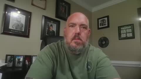 Snapshot of wguytonga chatting on 10/10/25, 04:06 wguytonga online show from 10/10/25, 04:06