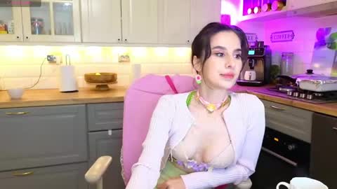 Victoria Maria online show from 04/26/26, 09:45