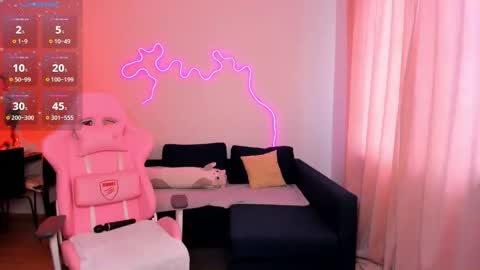 Snapshot of whatsyourdestiny chatting on 10/15/25, 08:36 Kate online show from 10/15/25, 08:36