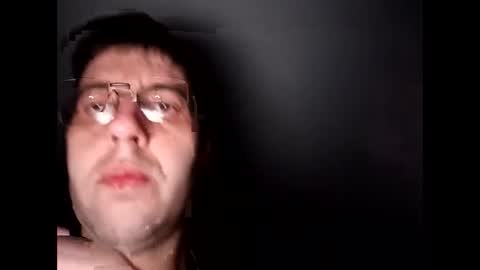 Snapshot of whatwouldyouliketosee chatting on 03/10/25, 07:18 stoffy online show from 03/10/25, 07:18