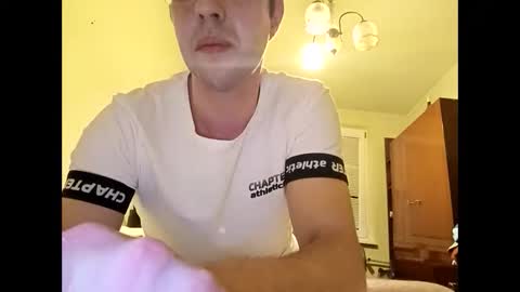 Snapshot of whatwouldyouliketosee chatting on 03/10/25, 10:24 stoffy online show from 03/10/25, 10:24