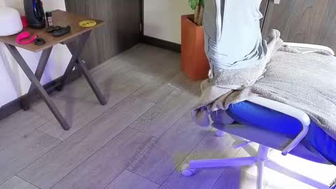 Will online show from 03/25/26, 02:12