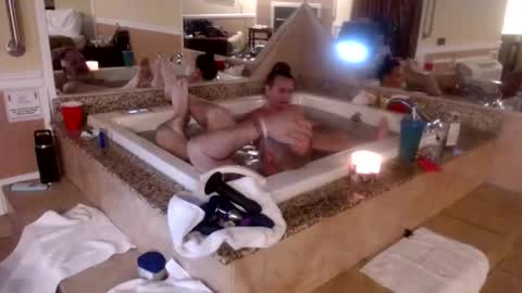 wheresmyqueenat online show from 01/27/25, 12:54