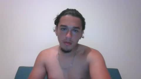 Snapshot of whiiteprince chatting on 12/09/24, 03:33 whiiteprince online show from 12/09/24, 03:33