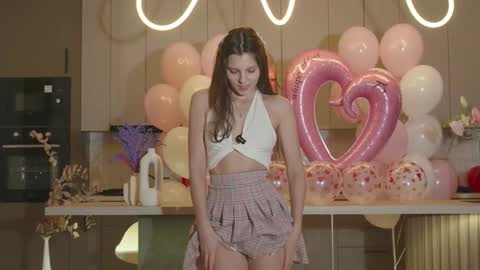 Naomi online show from 11/15/25, 02:20