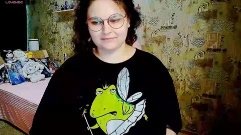 Snapshot of whisperinthedarkk chatting on 09/10/25, 03:17 whisperinthedarkk online show from 09/10/25, 03:17