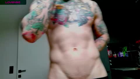 Max online show from 09/26/25, 02:48