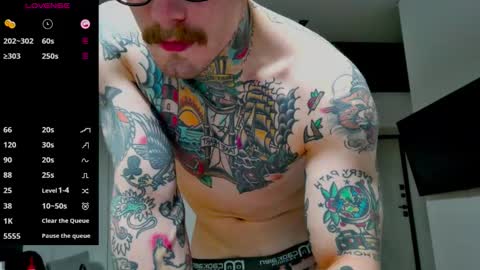 Max online show from 10/03/25, 02:41