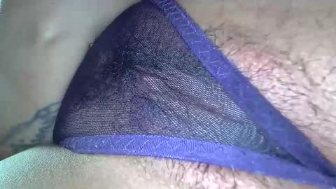 white_sexy_ online show from 12/22/25, 12:18