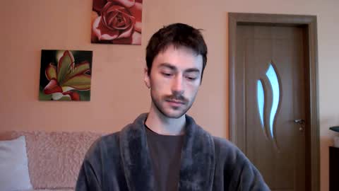 Snapshot of white_sport chatting on 10/02/25, 02:02 Tom online show from 10/02/25, 02:02