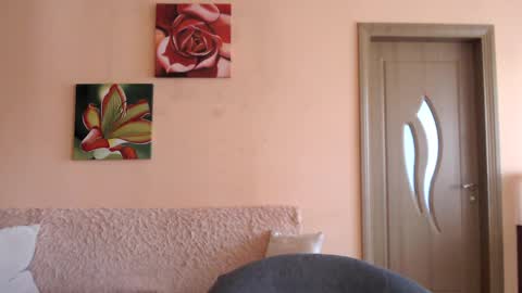 Tom online show from 04/22/26, 02:07