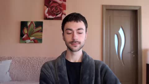 Tom online show from 04/25/26, 01:36