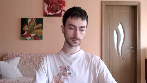 Tom online show from 06/05/26, 10:54