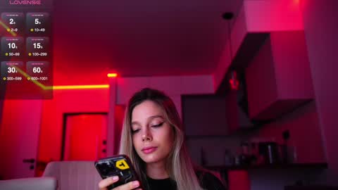 Snapshot of whitebanny chatting on 12/16/24, 06:21 Kate online show from 12/16/24, 06:21