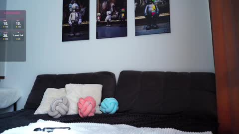 Snapshot of whitebanny chatting on 03/04/25, 09:29 Kate online show from 03/04/25, 09:29