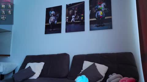 Snapshot of whitebanny chatting on 10/08/25, 08:01 Kate online show from 10/08/25, 08:01