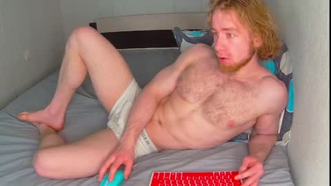 whitebars22 online show from 04/12/26, 09:36