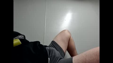 Snapshot of whiteboi9284 chatting on 11/06/25, 12:17 whiteboi9284 online show from 11/06/25, 12:17