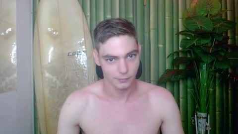 Snapshot of whiteboyinasia chatting on 12/20/25, 11:17 Christian online show from 12/20/25, 11:17