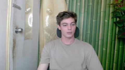 Snapshot of whiteboyinasia chatting on 02/21/26, 10:05 Christian online show from 02/21/26, 10:05