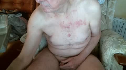 Snapshot of whitebriefs009 chatting on 12/30/24, 11:04 whitebriefs009 online show from 12/30/24, 11:04