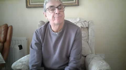 Snapshot of whitebriefs009 chatting on 09/22/25, 03:14 whitebriefs009 online show from 09/22/25, 03:14