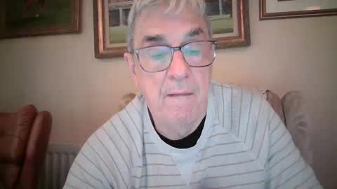 Snapshot of whitebriefs009 chatting on 09/28/25, 07:36 whitebriefs009 online show from 09/28/25, 07:36