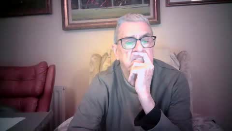 whitebriefs009 online show from 01/15/26, 02:32