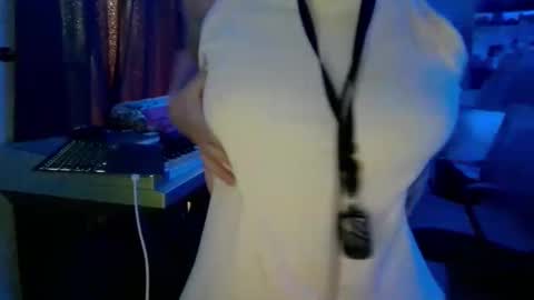 Snapshot of whitecupidrabbit chatting on 04/13/26, 12:05 Cupid 3 online show from 04/13/26, 12:05