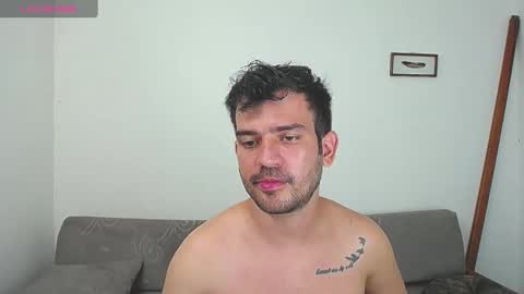 Dylan white online show from 01/08/25, 12:28