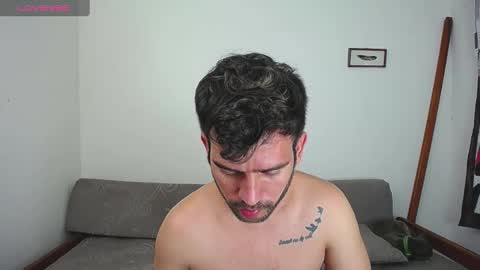 Dylan white online show from 01/11/25, 12:01