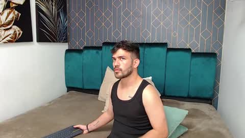 Dylan white online show from 02/10/25, 05:52