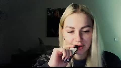 Snapshot of whitehex666 chatting on 12/03/25, 04:49 whitehex666 online show from 12/03/25, 04:49