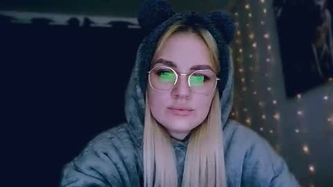 whitehex666 online show from 01/18/26, 06:55