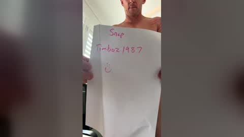 Snapshot of whitehung87 chatting on 12/03/25, 09:35 whitehung87 online show from 12/03/25, 09:35