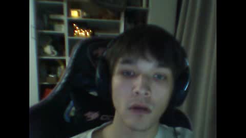 Snapshot of whitekingg chatting on 12/02/25, 03:40 whitekingg online show from 12/02/25, 03:40