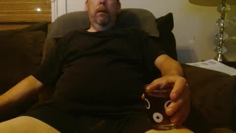 Snapshot of whitemi72975 chatting on 09/19/25, 01:51 Whitey online show from 09/19/25, 01:51