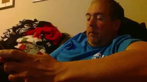 Snapshot of whitemi72975 chatting on 10/25/25, 05:48 Whitey online show from 10/25/25, 05:48