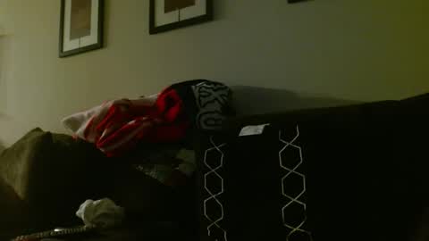 Snapshot of whitemi72975 chatting on 11/04/25, 01:38 Whitey online show from 11/04/25, 01:38