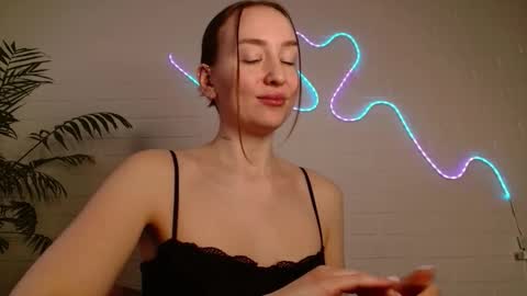 You wont find me here on Saturdays and Sundays  online show from 02/17/26, 01:51