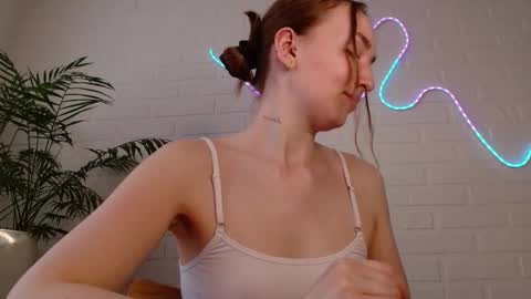 You wont find me here on Saturdays and Sundays  online show from 03/27/26, 02:17