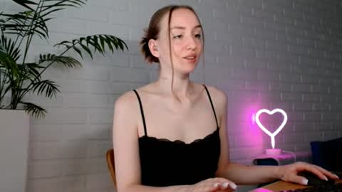 Snapshot of whiteprincessluna chatting on 06/28/26, 12:00 You wont find me here on Saturdays and Sundays online show from 06/28/26, 12:00