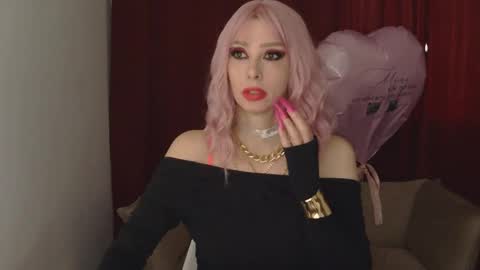 White Queen online show from 02/16/25, 12:10