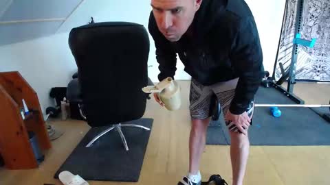 Snapshot of whiterabbit_86 chatting on 09/26/25, 12:42 whiterabbit_86 online show from 09/26/25, 12:42